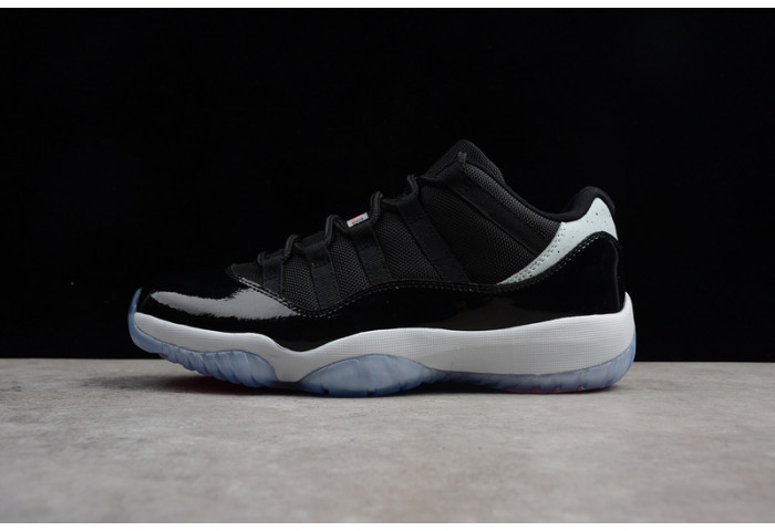 AIR JORDAN 11 RETRO LOW 