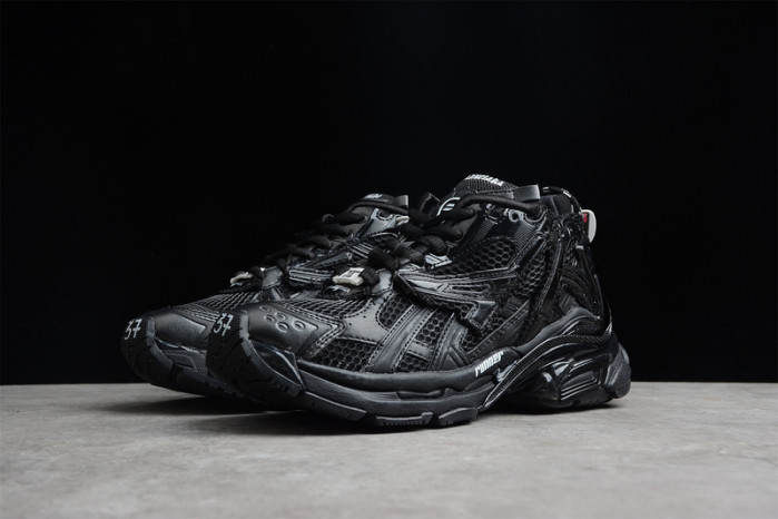 Kith x Balenciaga Runner Black 677402-W3RA9-1000