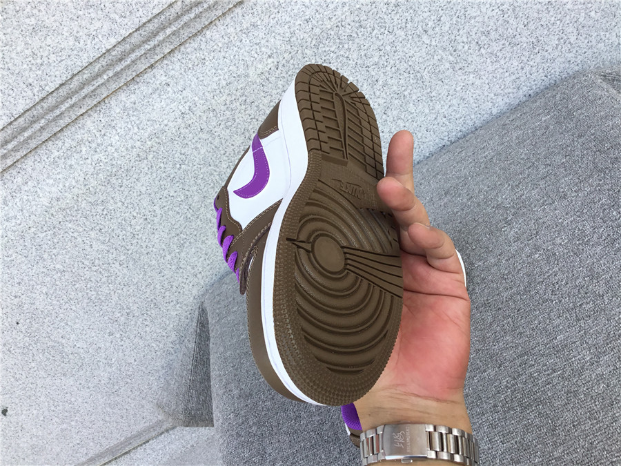 Air Jordan 1 Low 553560-215