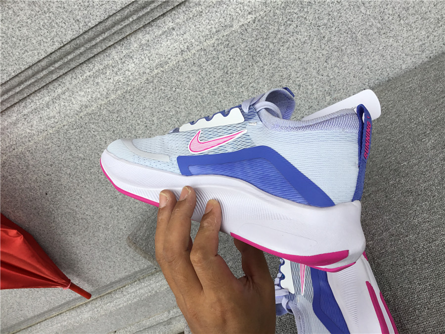 Nike Zoom Fly 4 Carbon Plate Running Shoe CT2401-003