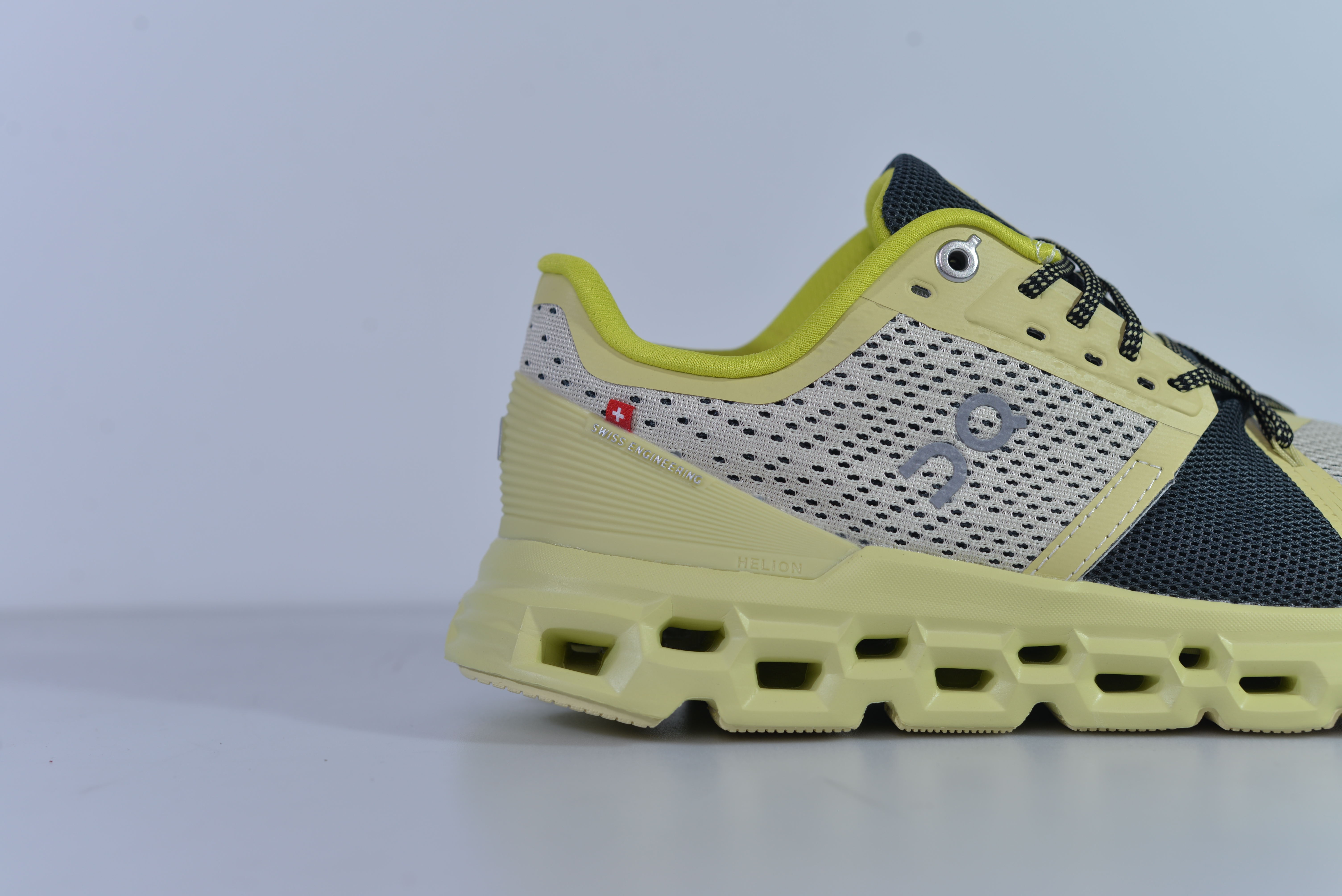 On Running Cloud AP1107-007