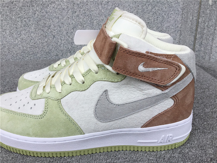 Air Force 1 Mid x27;07 AL6896-001