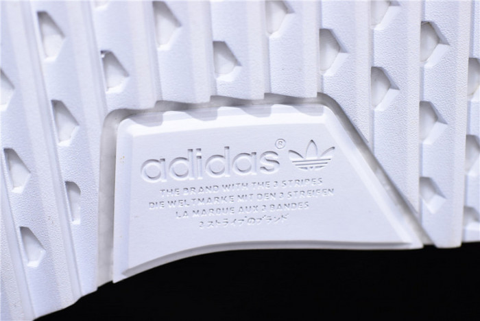 Pharrell x adidas NMD HU Holi NMD MC 