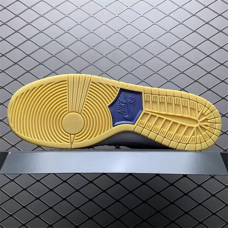 Nike SB Dunk Low Los Angeles Dodgers DO9395-400