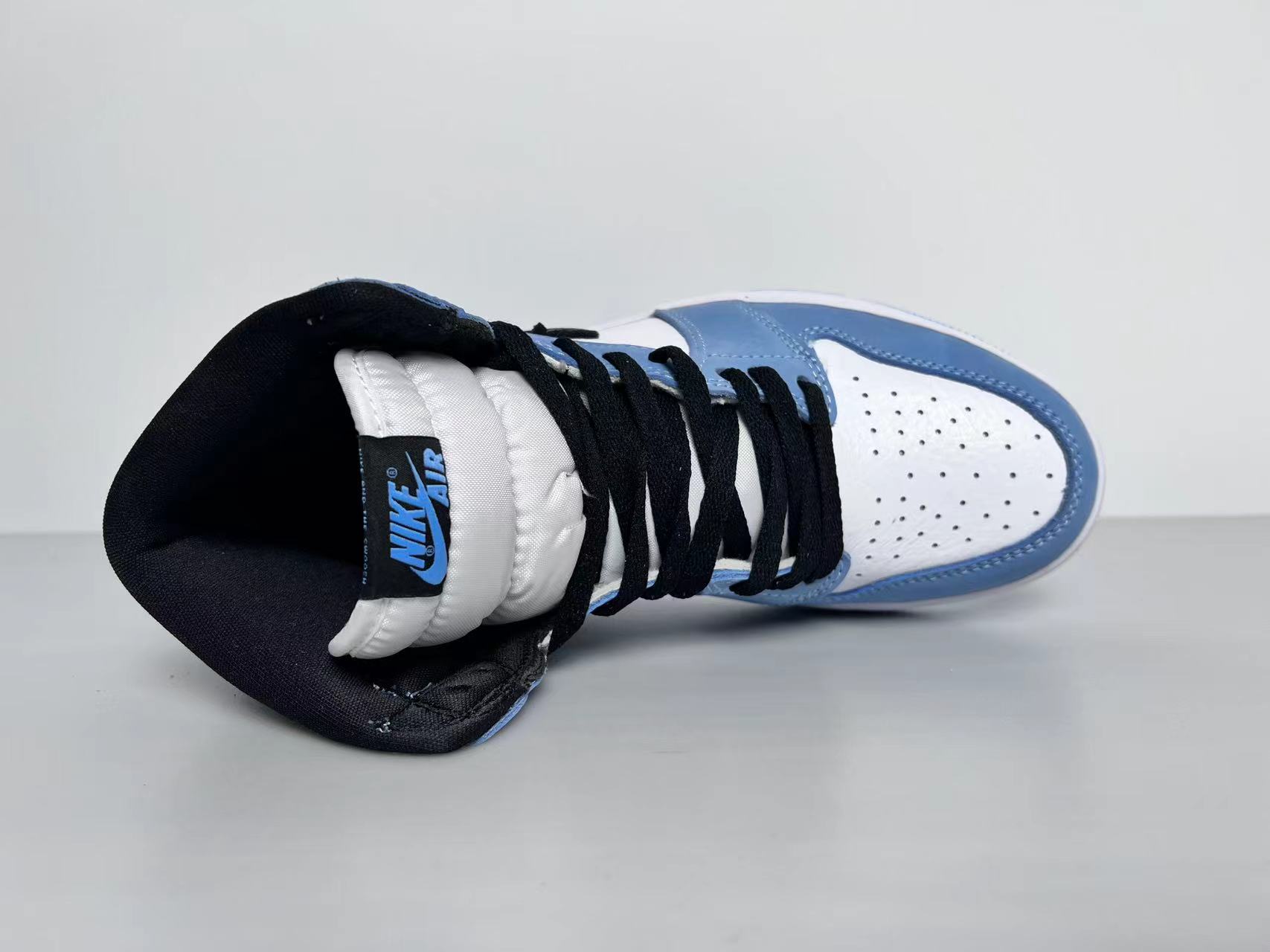 Air Jordan 1 University Blue 555088-134/575441-134