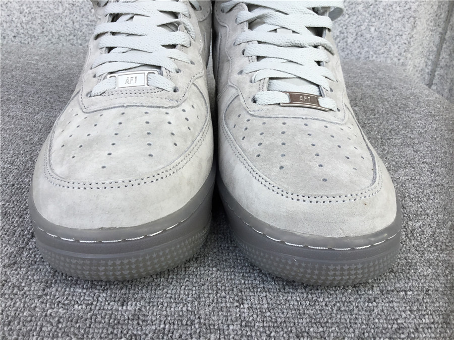 Reigning Champ x Nike Air Force 1x27;07 Mid