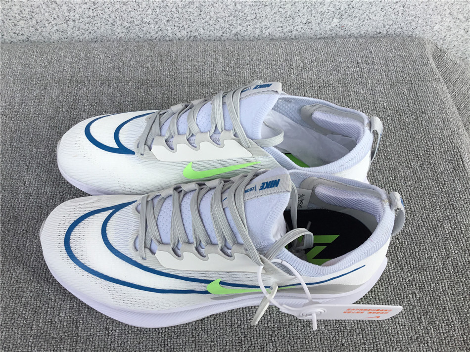 Nike Zoom Fly 4 Carbon Plate Running Shoe CT2392-100