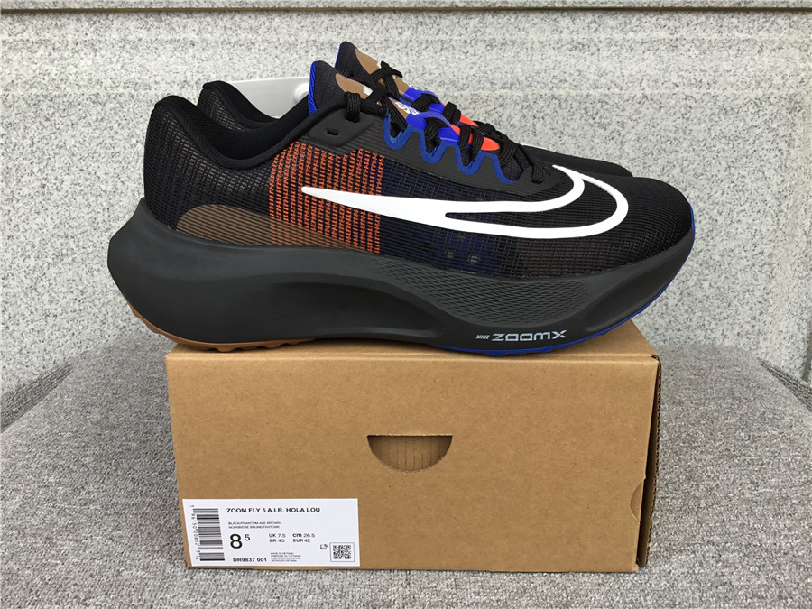 Nike Zoom Fly 5 Carbon Plate Running Shoe DR9837-001