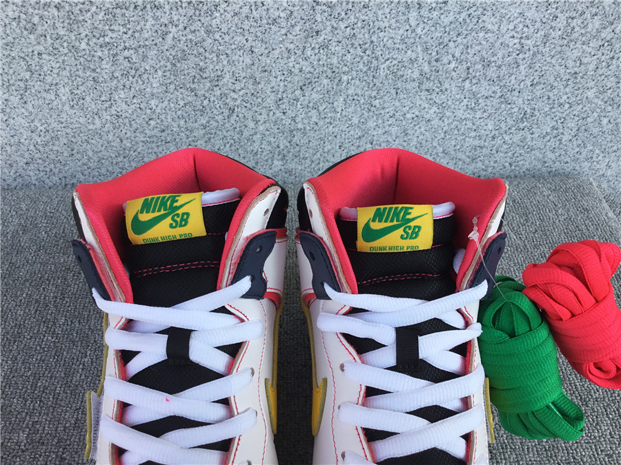 Nike SB Dunk HighxGundam DH7717-401