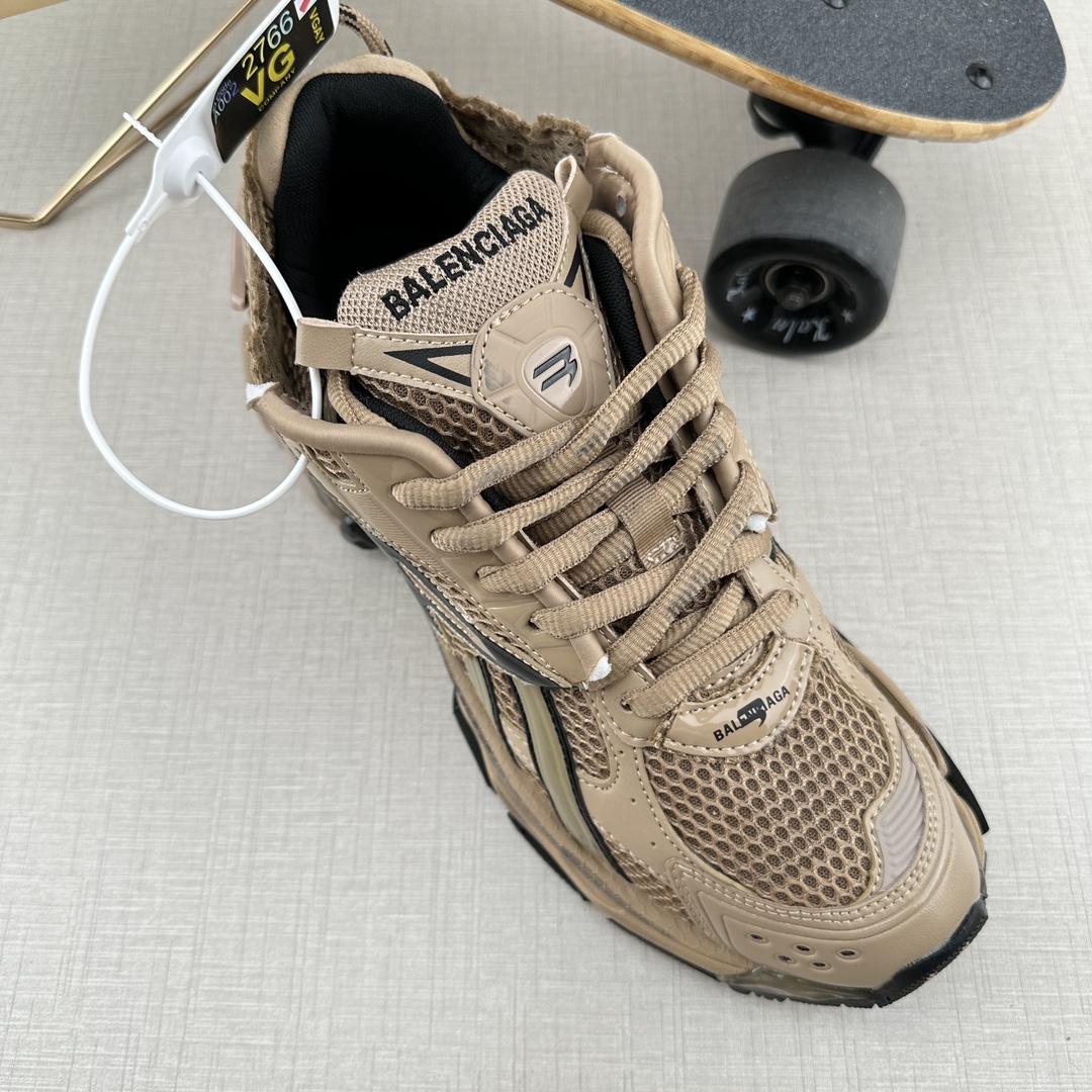 Balenciaga Dad Shoes Generation 10 Sand