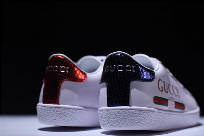 GUCCI ACE EMBROIDERED LOW-TOP SNEAKER WITH LOGO