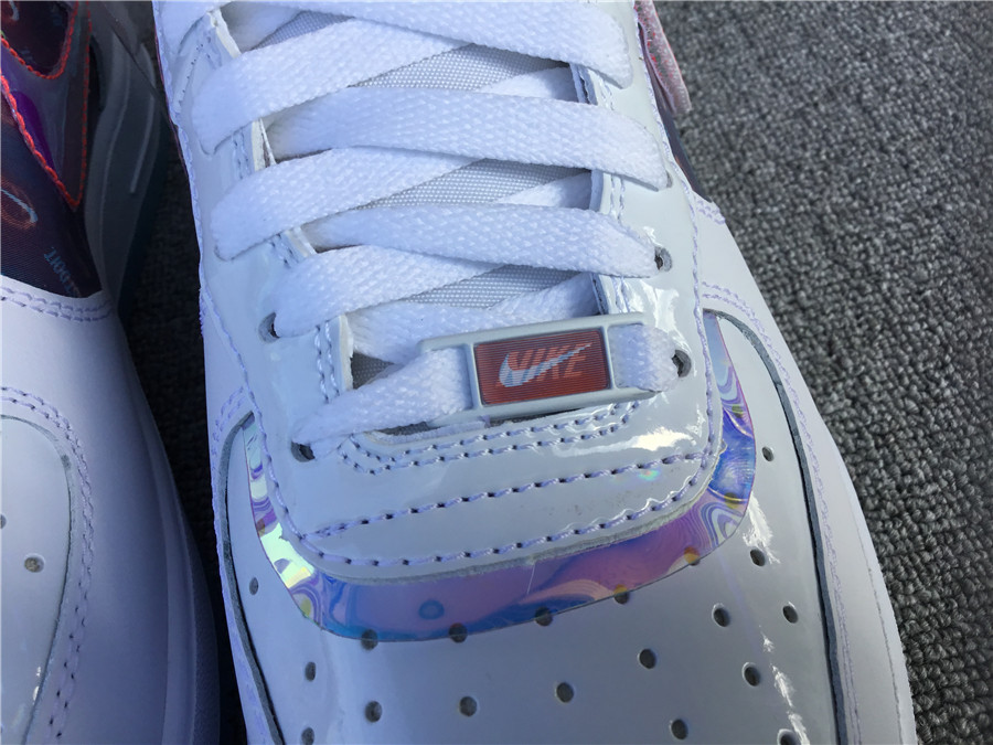 Nike Air Force 1 LV8