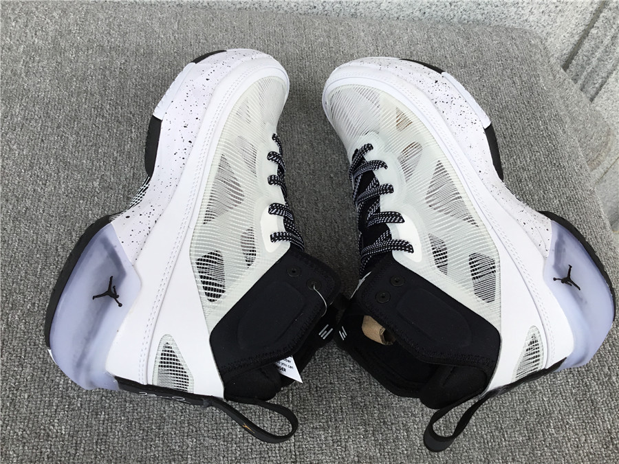 Nike Air Jordan 37 DV0747-108