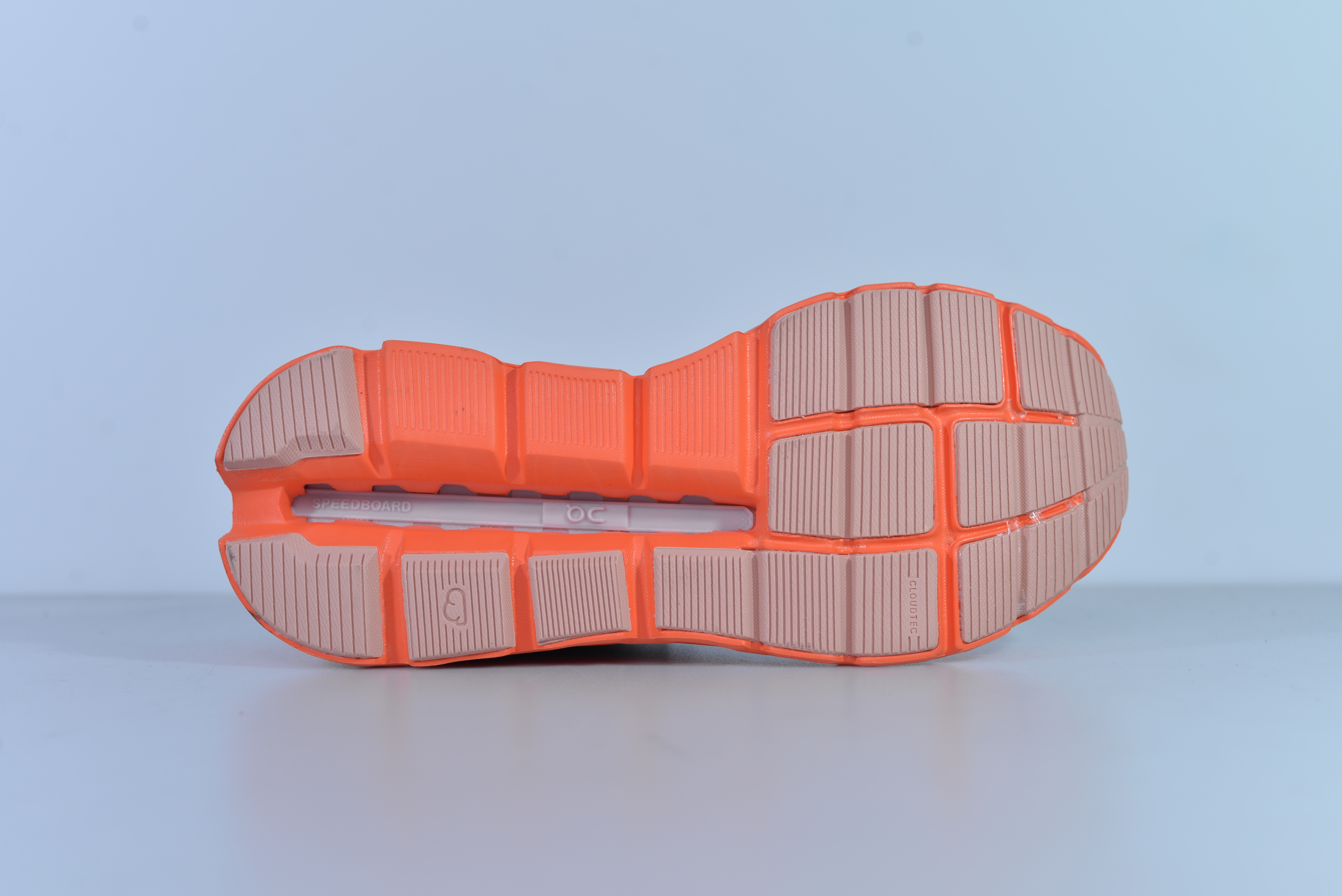 On Running Cloud AP1107-008