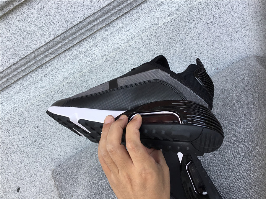 Nike Air Max 2090 Cushioned Running Shoes CW7306-001