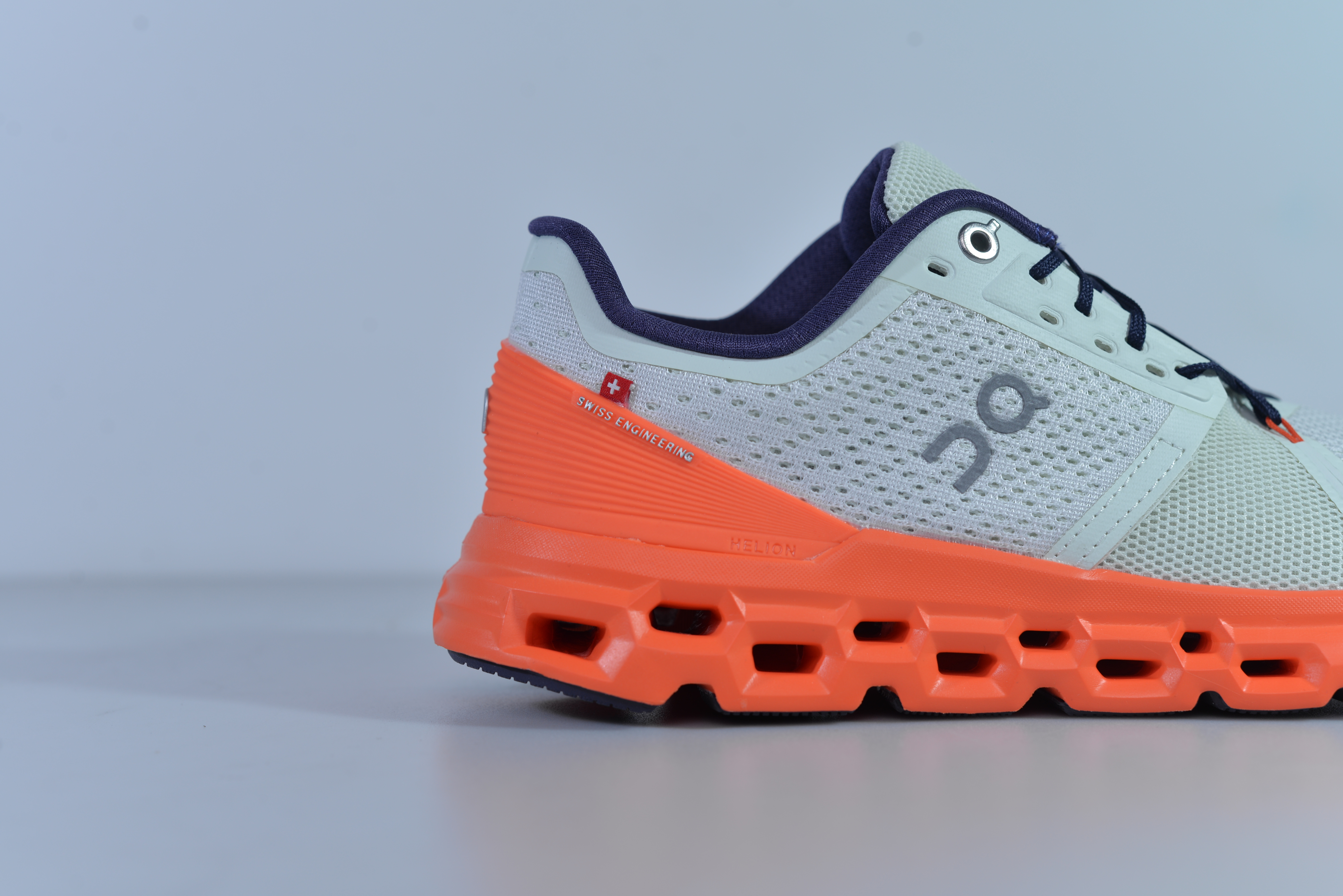 On Running Cloud AP1107-006