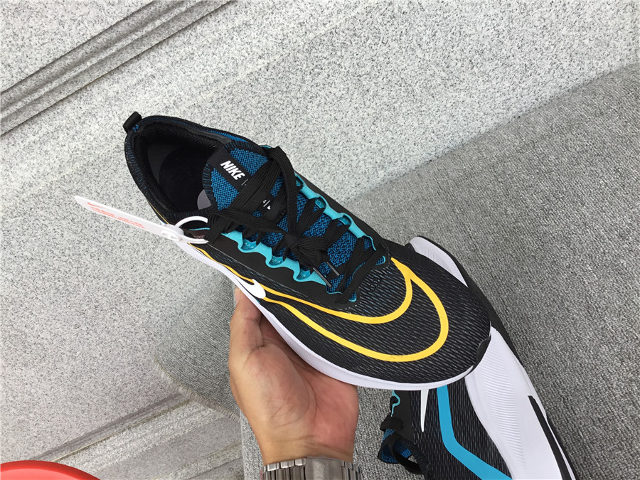 Nike Zoom Fly 4 Carbon Plate Running Shoe CT2392-003