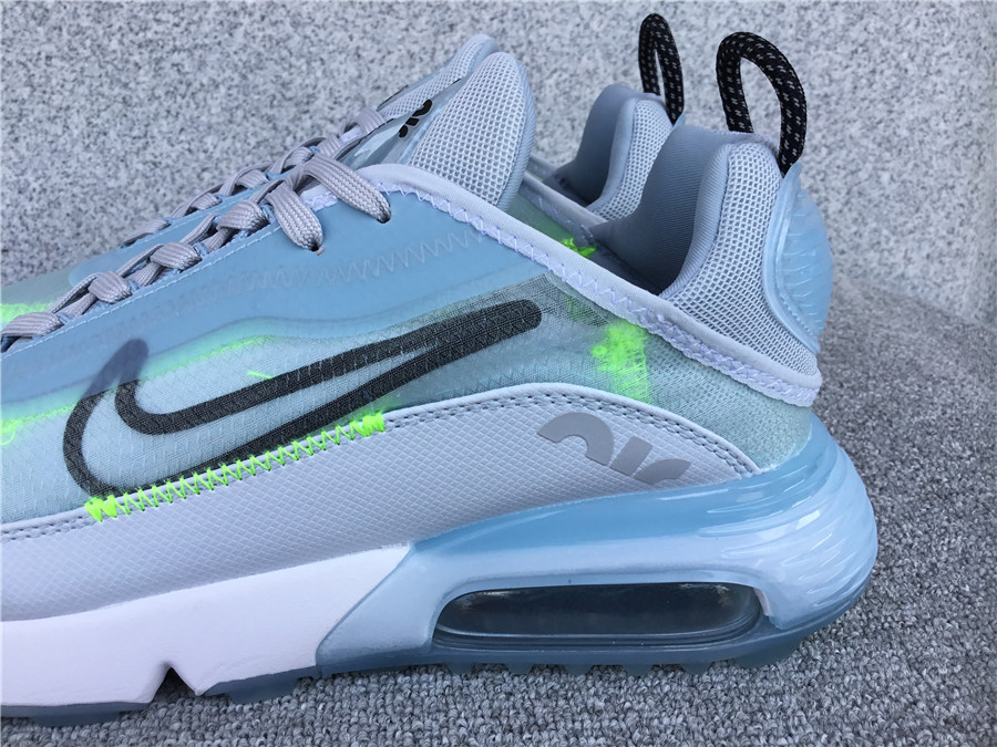 Nike Air Max 2090 Cushioned Running Shoes CT7695-400