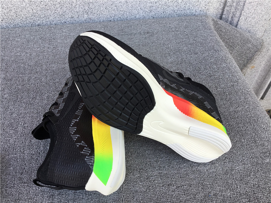 Nike Zoom Fly 4 Carbon Plate Running Shoe DQ4993-010