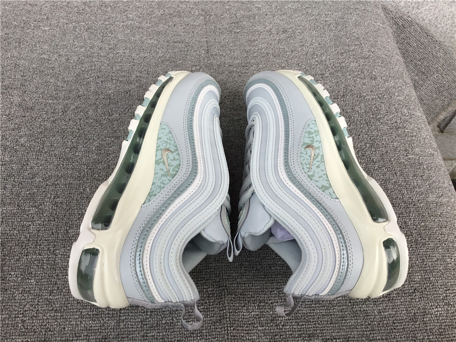 Nike Air Max 97 Full Length Air-Cushioned Running Shoes DJ5434-400