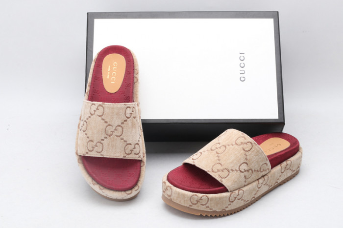 Gucc* Sandal85