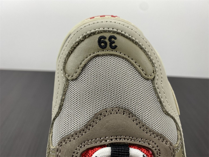 TRIPLES TRAINER SNEAKERS 2000037