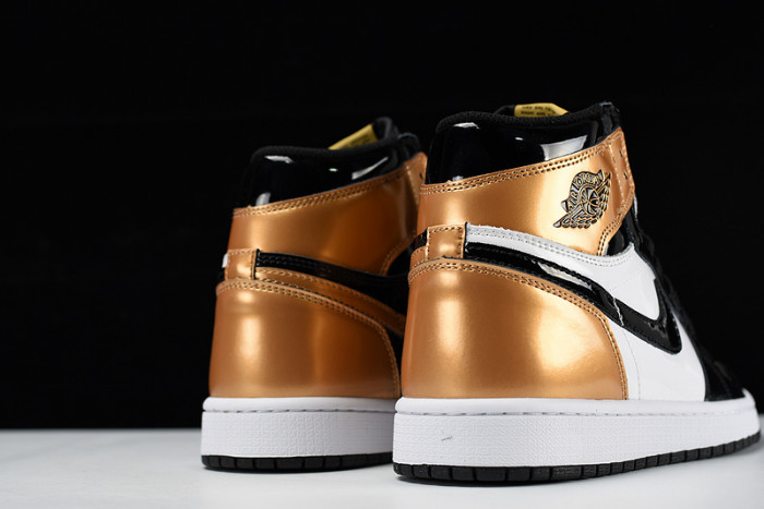 Air Jordan 1 Retro High Glod Toe Equality MENS 861428-007