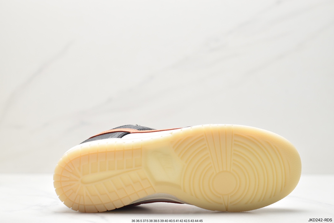 Nike Dunk Low PRMHalloween (2021)