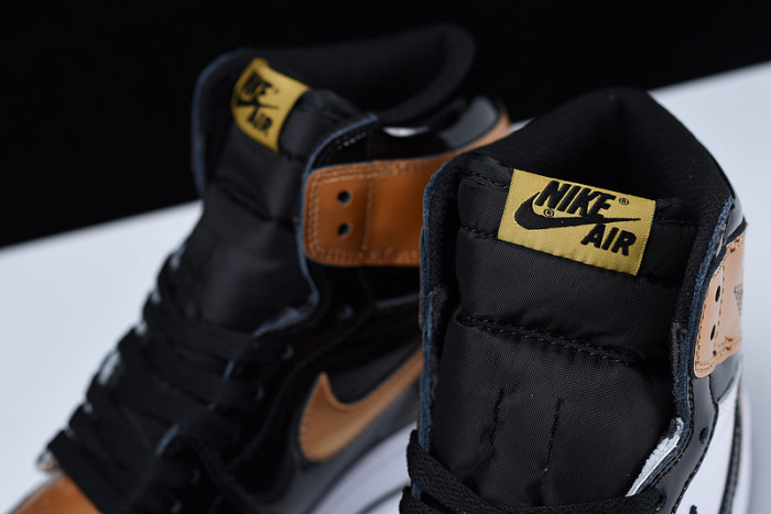 Air Jordan 1 Retro High Glod Toe Equality MENS 861428-007