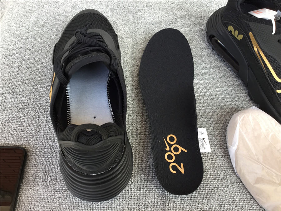 Nike Air Max 2090 Cushioned Running Shoes DC4120-001