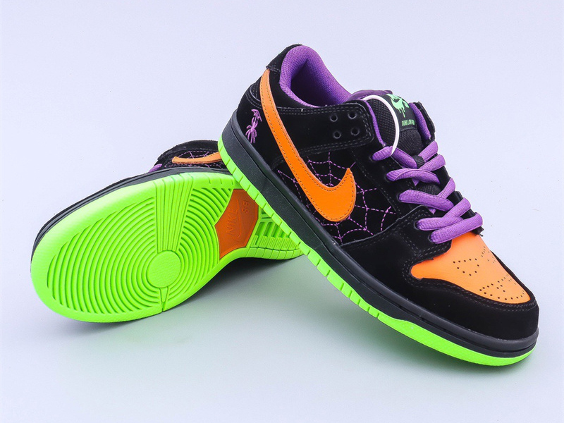 Nike Dunk SB Low Night of Mischief Halloween BQ6817-006