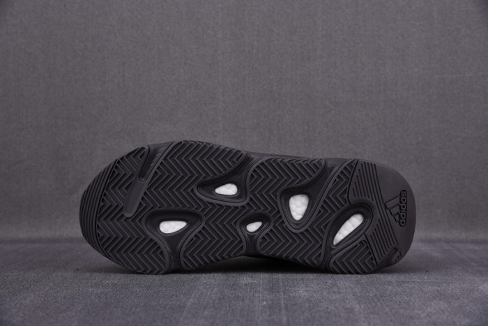 adidas Yeezy Boost 700 V2 Vanta FU6684