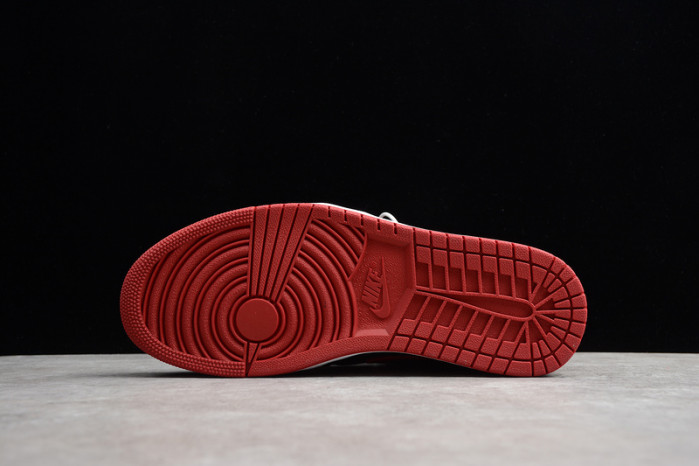 Air Jordan 1 Retro High OG Banned 2016 555088-001