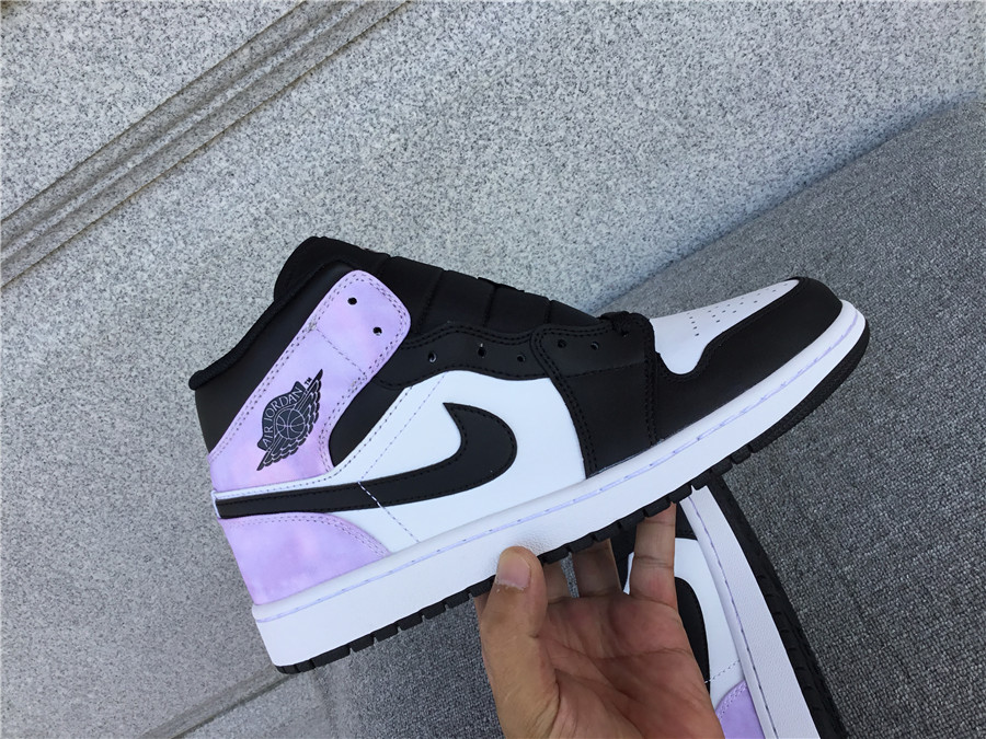 Air Jordan 1 Mid "