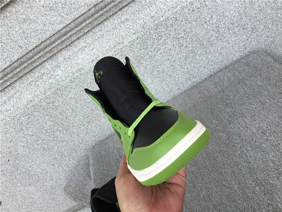 Air Jordan 1 Mid dark green