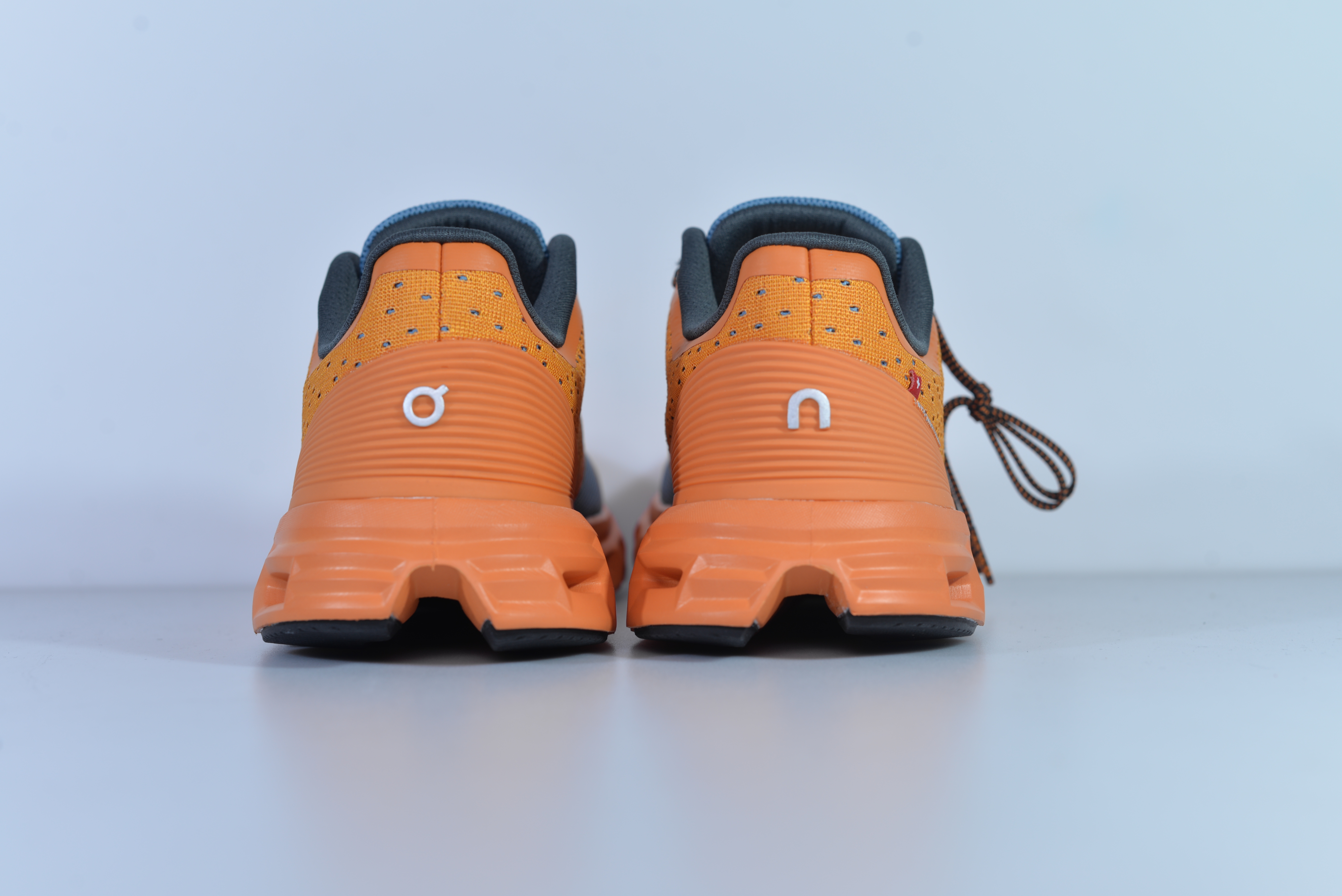 On Running Cloud AP1107-002