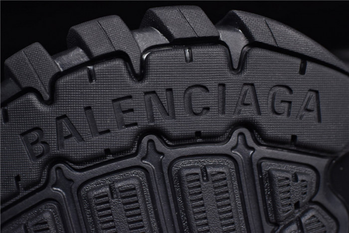 Balenciaga Track LED Black 555036W1GB11000