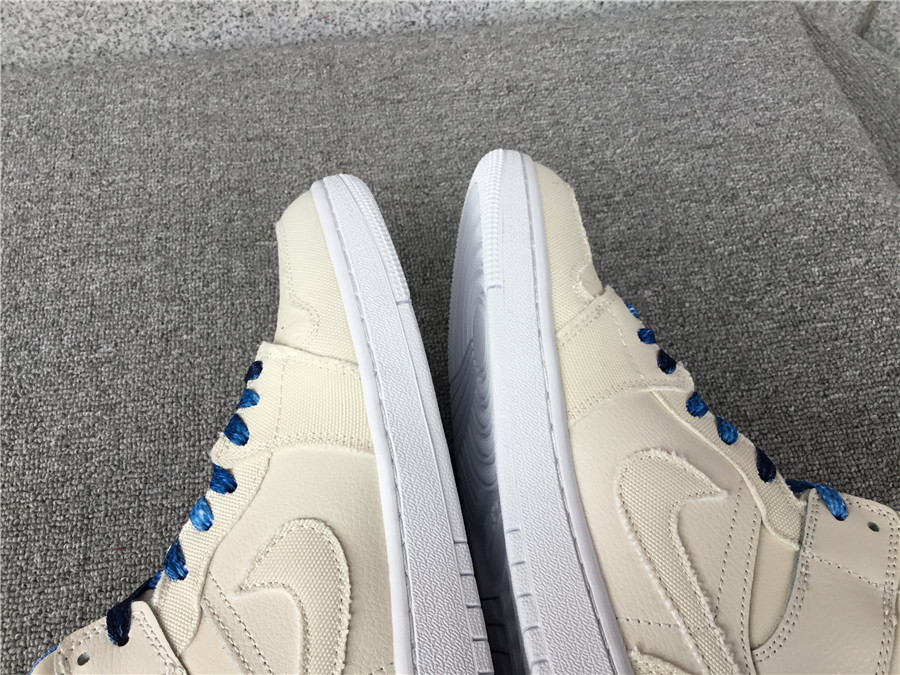 Air Jordan 1 Mid SE Sanddrift