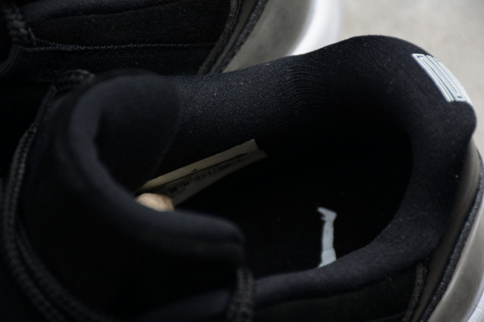 AIR JORDAN 11 RETRO LOW BG 