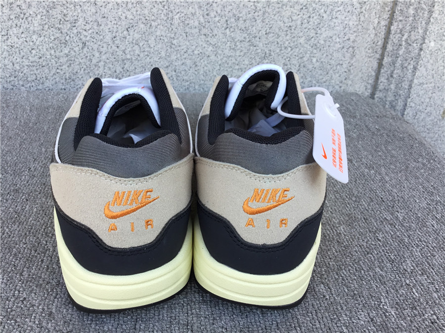 Nike Air Max 1 Nike Half Palm Air Cushion Retro Running Shoes FN7487-133