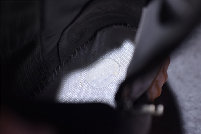 Adidas Yeezy 750 Boost Light Grey Gum Glow Dark BB1840