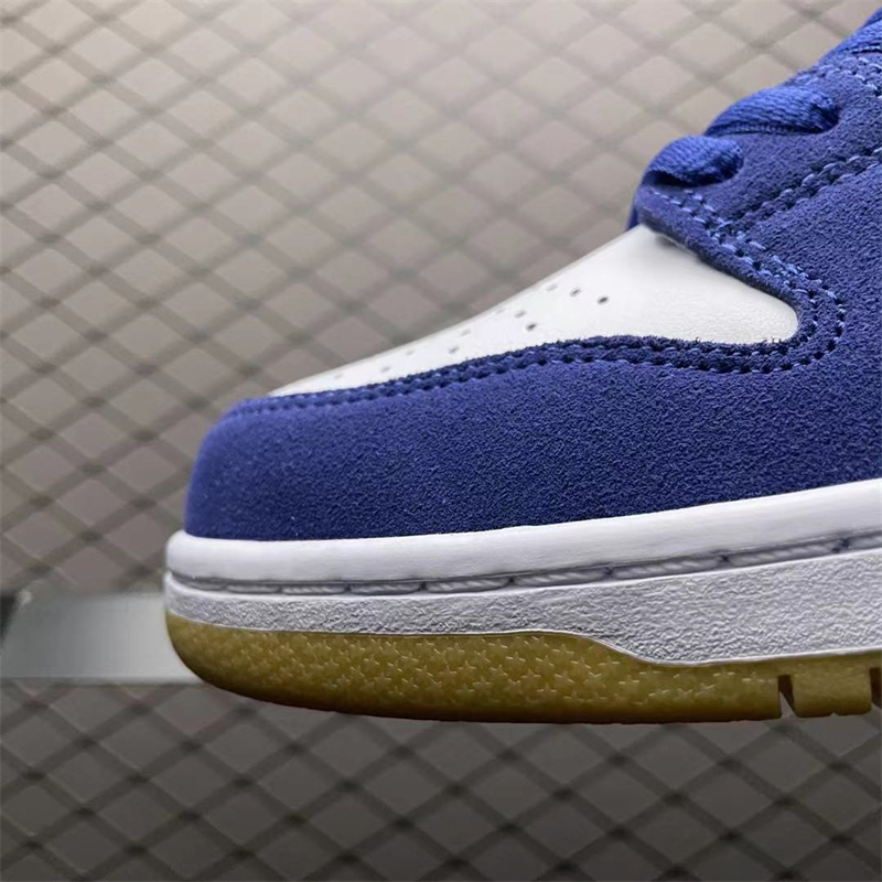 Nike SB Dunk Low Los Angeles Dodgers DO9395-400
