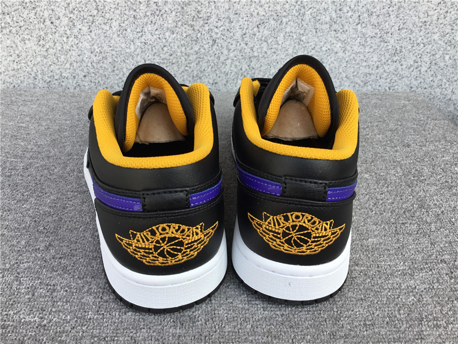 Air Jordan 1 Low 553558-075