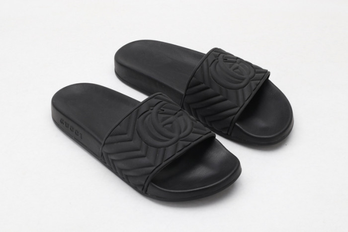 Gucc* Sandal19
