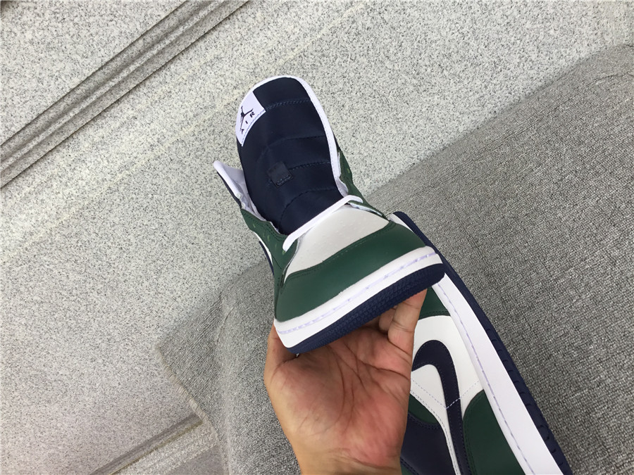 Air Jordan 1 Mid DZ5326-300