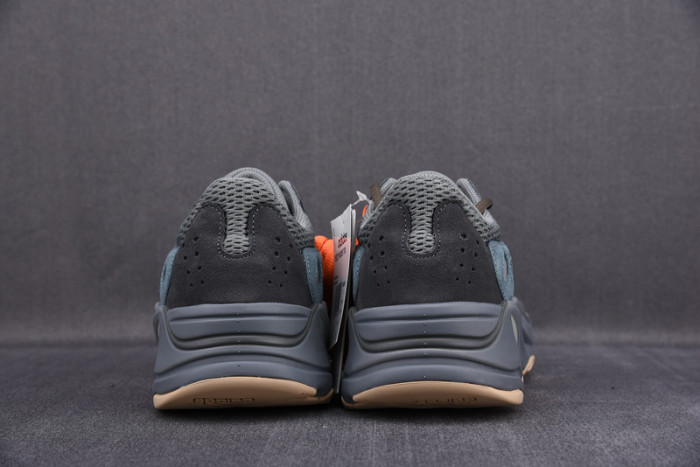 Adidas Yeezy Boost 700 V2 