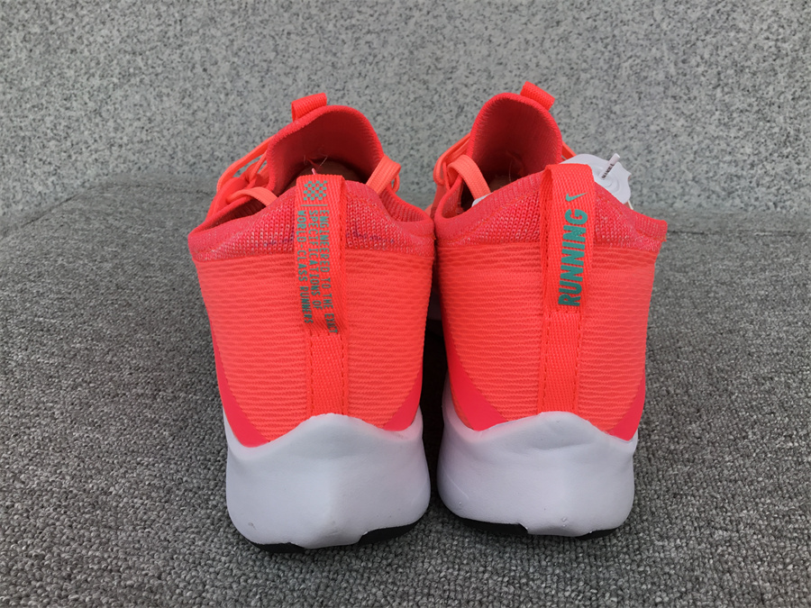 Nike Zoom Fly 4 Carbon Plate Running Shoe CT2401-600