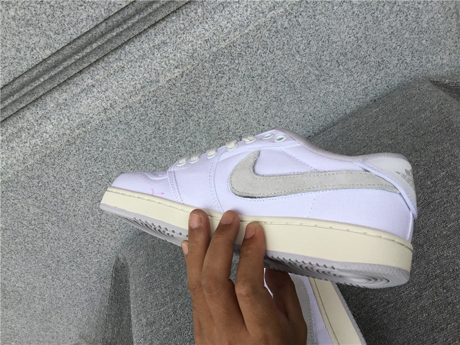 Air Jordan 1 Low DO8912-101