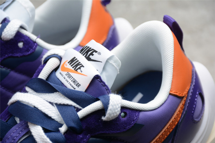 NIKE VAPORWAFFLE SACAI DARK IRIS DD1875-500