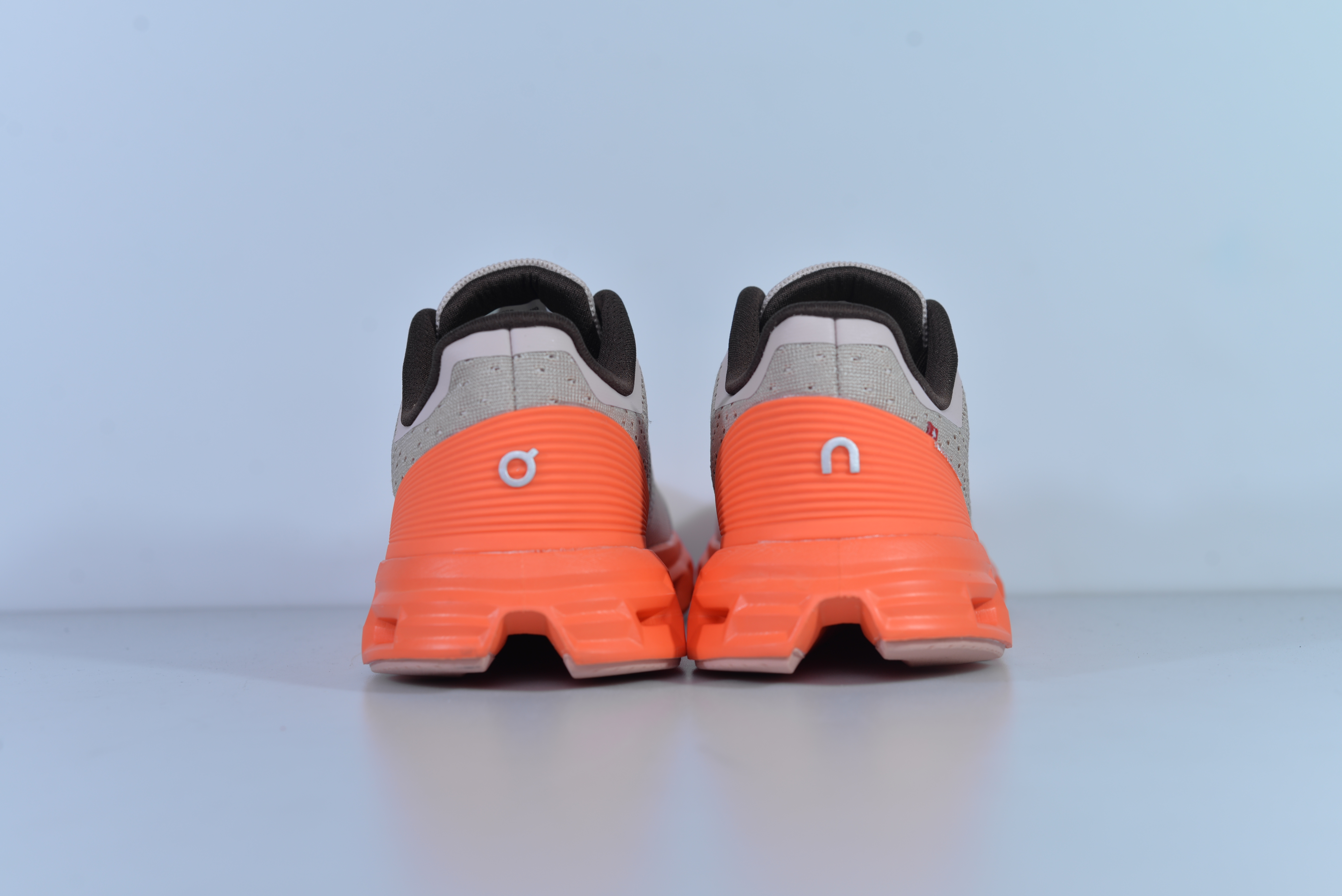 On Running Cloud AP1107-008